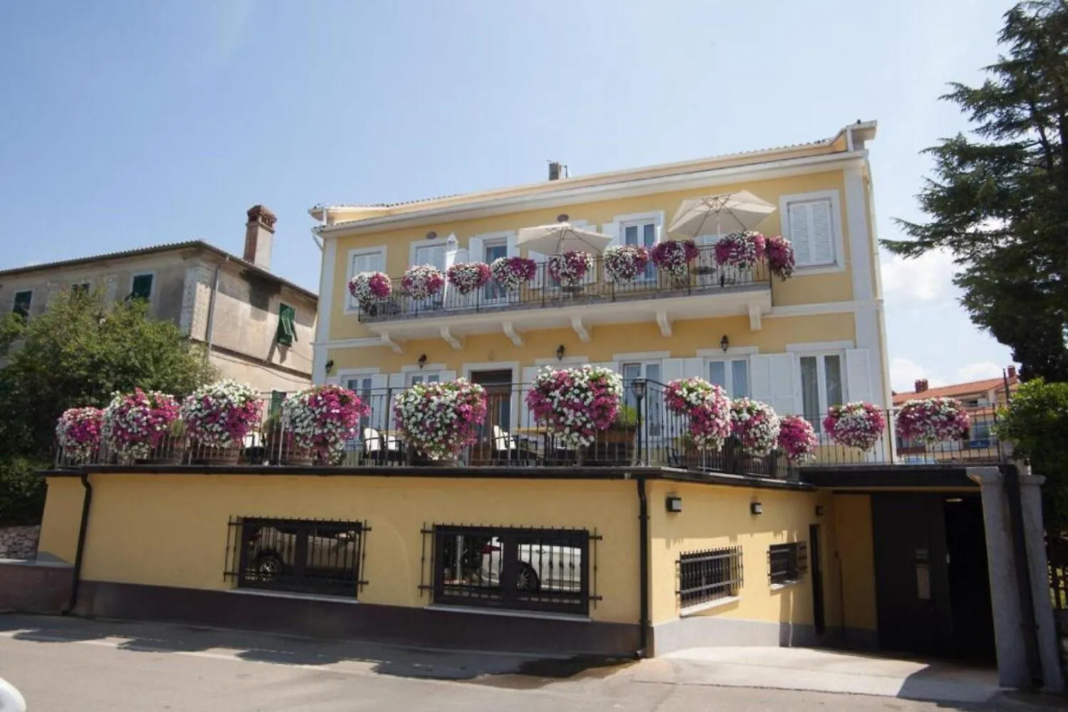Apartments Frajona - 50M From The Beach Malinska